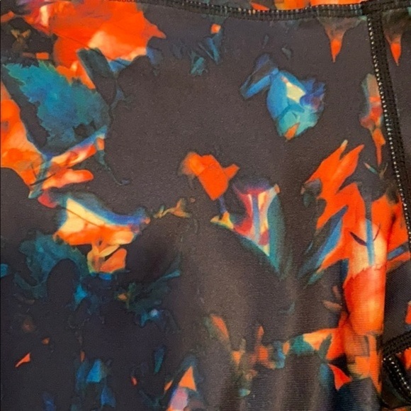 Joy Lab Women’s Black Yoga Workout Running Leggings Multi Colored Print SMALL - Picture 2 of 9